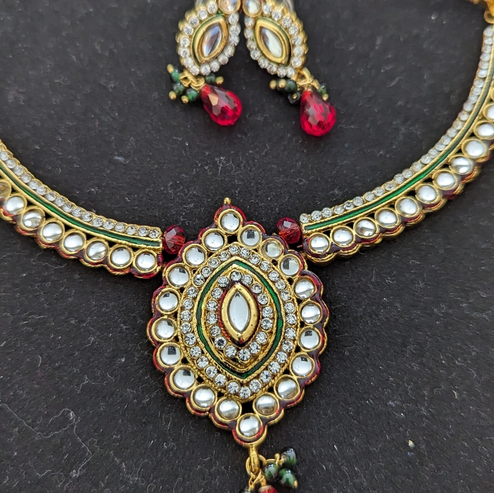 Necklace and Earrings set for women in gold Plated finish